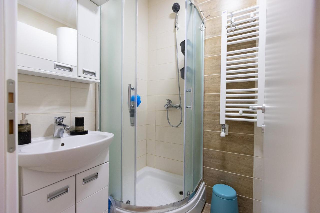 Apartment Self Check In 00-24 Mm เบลเกรด ภายนอก รูปภาพ
